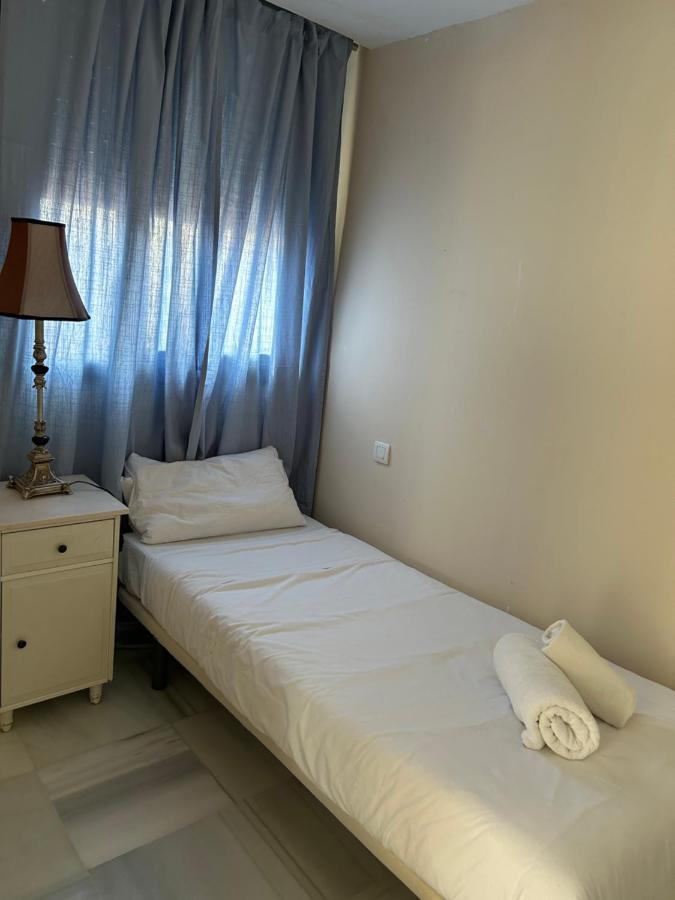 Atico Triana Con Piscina Privada Lägenhet Sevilla Exteriör bild