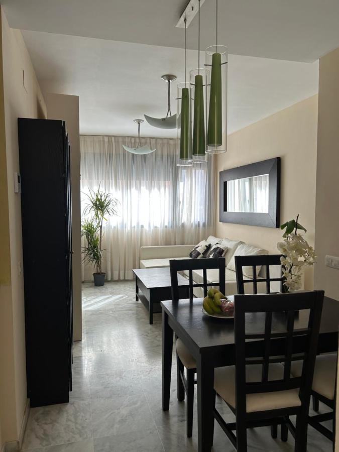 Atico Triana Con Piscina Privada Lägenhet Sevilla Exteriör bild