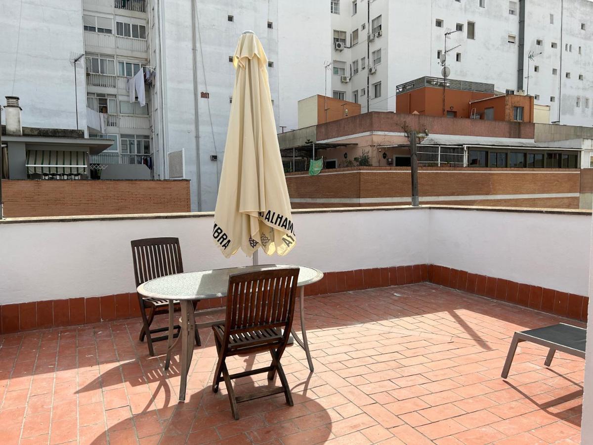 Atico Triana Con Piscina Privada Lägenhet Sevilla Exteriör bild